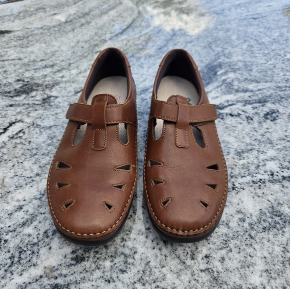 SAS Women's Roamer Slip On Loafer Chestnut Sz 9 Leather - Picture 3 of 16